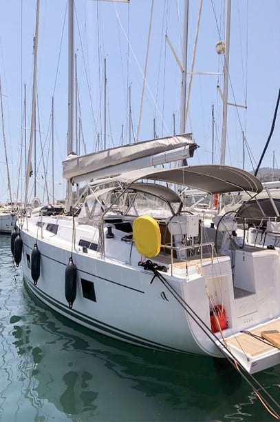 Gocek Zeilboot Cabine 4  10  slaapplaatsen 10  gasten 14.04 m Lijstnummer: #5556 2