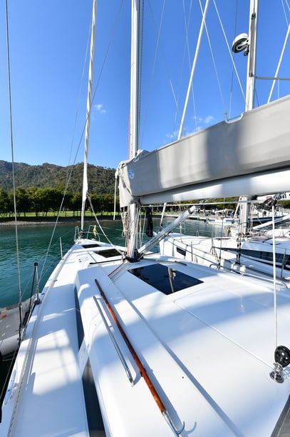 Gocek Voilier Cabine 3  Couchettes 8  Invités 8  12.4 m Numéro de l'annonce: #5558 3