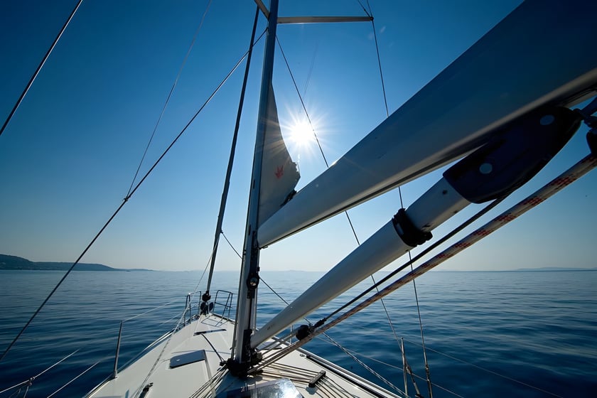 Murter Voilier Cabine 3  Couchettes 7  Invités 7  12.35 m Numéro de l'annonce: #5627 4