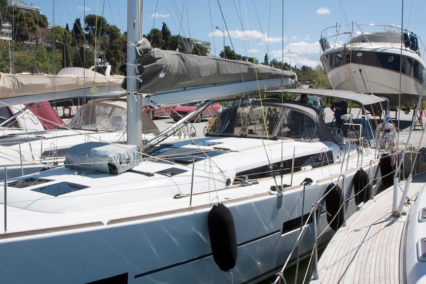 Nikiti - Chalkidiki Sailboat 4 cabin 10 berths 10 guests 14.15 m Listing Number: #5687 4