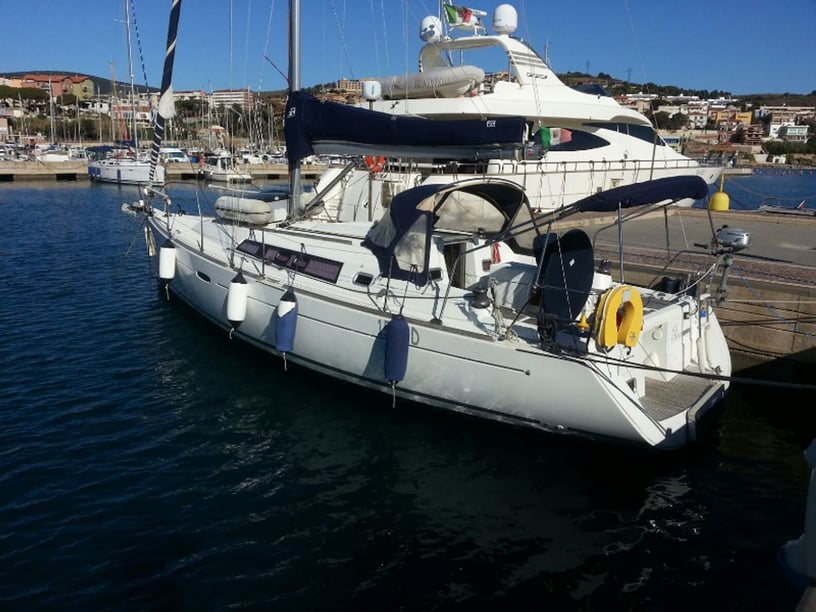 Piombino Sailboat 3 cabin 8 berths 8 guests 11.55 m Listing Number: #601