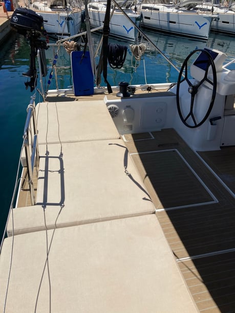Porto Rotondo Sailboat 6 cabin 11 berths 12 guests 17.15 m Listing Number: #6051 5