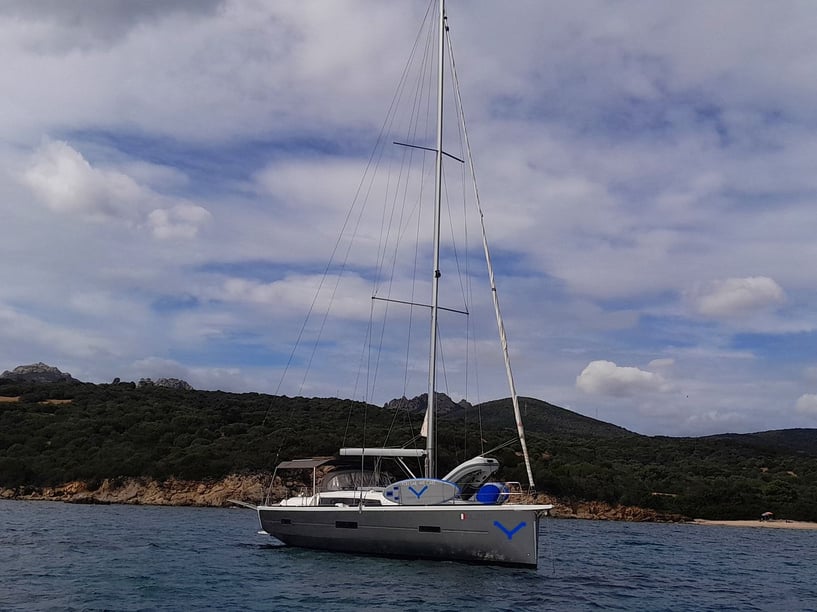 Portisco Sailboat 5 cabin 10 berths 11 guests 14.15 m Listing Number: #6054