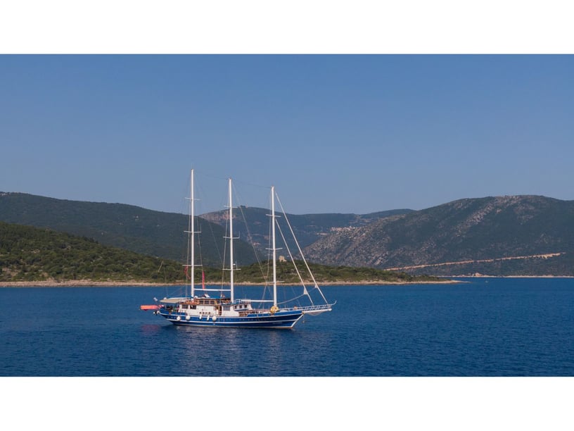 Lavrion Gulet 16 cabin 46 berths 46 guests 33 m Listing Number: #608