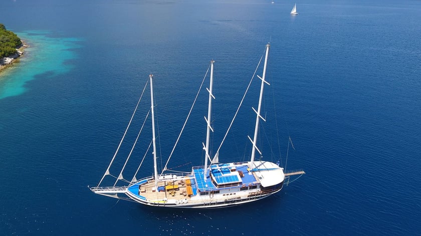 Lavrion Gulet 16 cabin 46 berths 46 guests 33 m Listing Number: #608 3