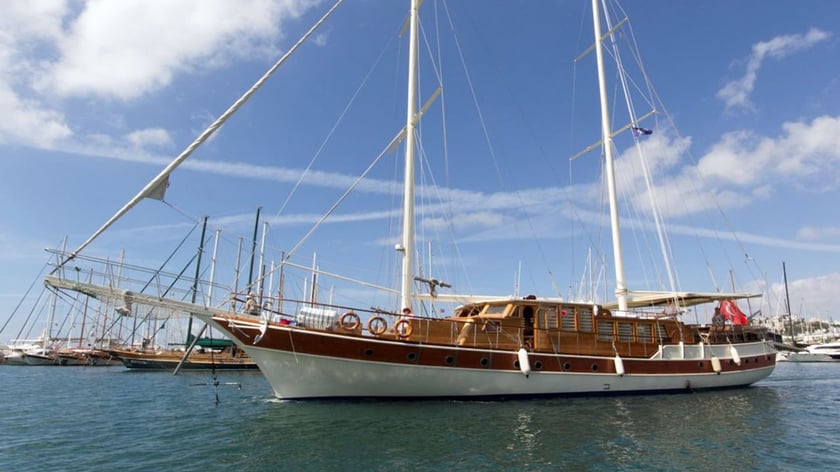 Corfu Gulet 10 cabin 20 berths 20 guests 28 m Listing Number: #613