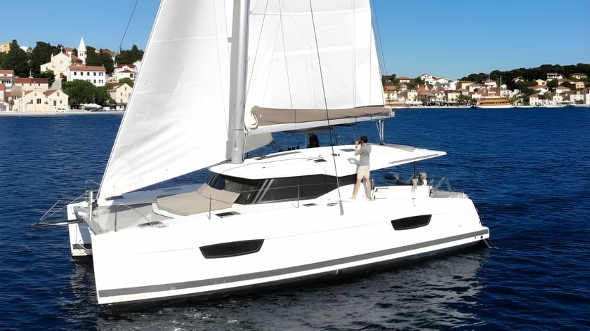 Rogoznica Catamaran 4 cabin 10 berths 10 guests 11.73 m Listing Number: #6130 3