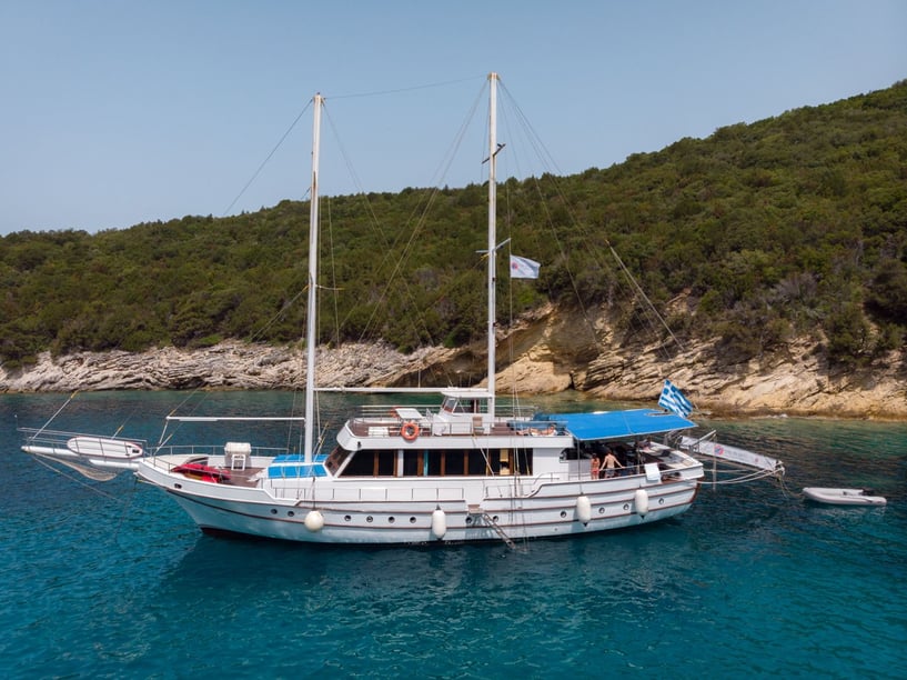 Zakynthos Gulet 11 cabin 25 berths 25 guests 33 m Listing Number: #614