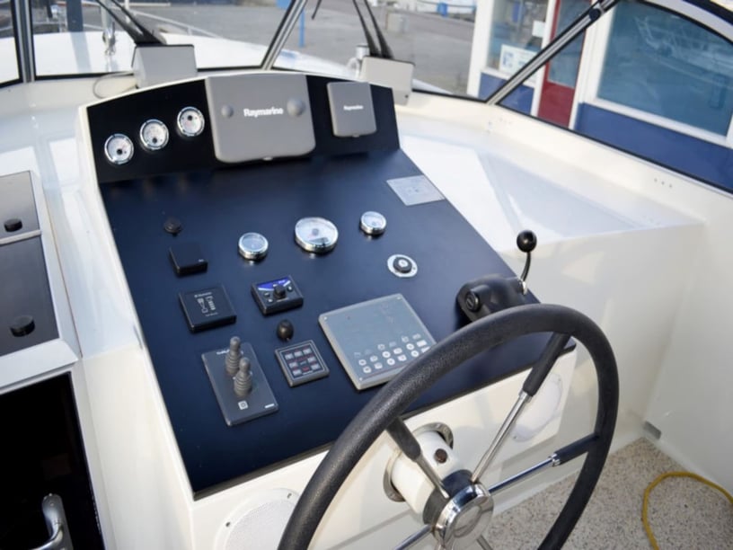 Drachten Bateau à moteur Cabine 3  Couchettes 6  Invités 6  12.9 m Numéro de l'annonce: #6176 4