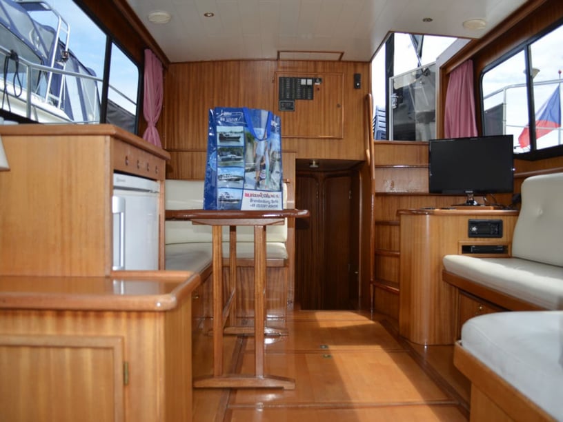 Drachten Motorboot 4 Kabine 8 Liegeplätze 8 Gäste 13.7 m Nummer des Inserats: #6178 3