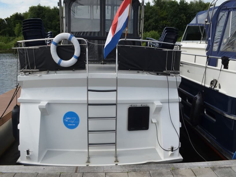 Drachten Motorboot 4 Kabine 8 Liegeplätze 8 Gäste 13.7 m Nummer des Inserats: #6178 2