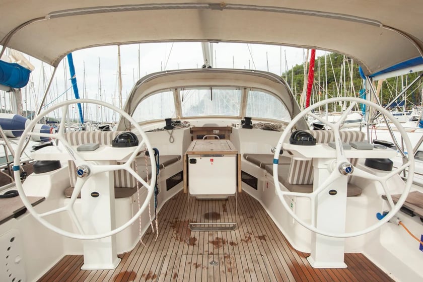 Orhaniye Barca a vela cabina 3  cuccette 7  7  ospiti 14.27 m Numero dell'inserzione: #6251 2