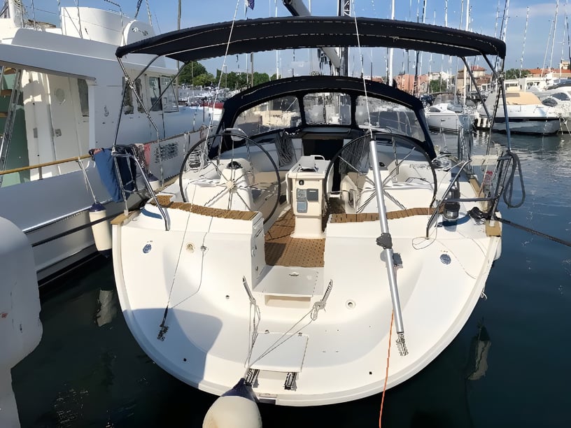 Zadar Sailboat 4 cabin 10 berths 10 guests 13.95 m Listing Number: #6293