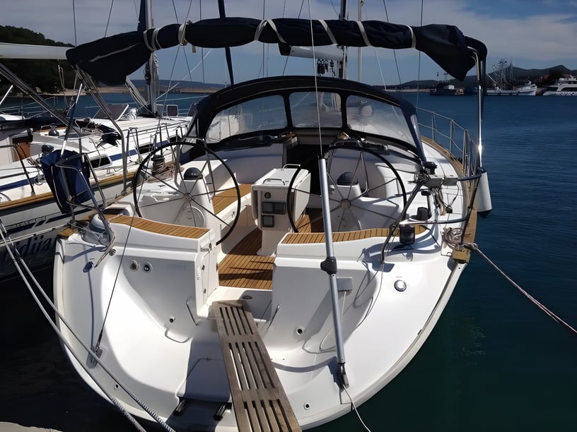 Zadar Sailboat 4 cabin 10 berths 10 guests 13.95 m Listing Number: #6293 5