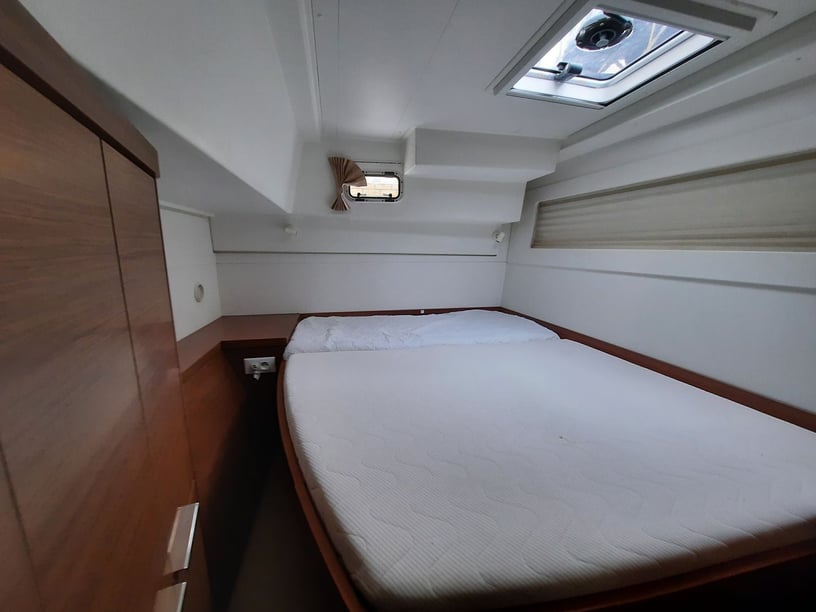 Furnari Catamaran 6 cabin 12 berths 12 guests 11.74 m Listing Number: #6345 3