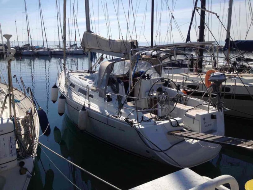 Nikiti — Chalkidiki Sailboat 3 cabin 7 berths 7 guests 10.35 m Listing Number: #6405