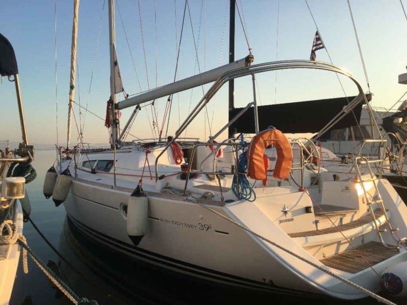 Preveza Sailboat 3 cabin 8 berths 8 guests 11.72 m Listing Number: #6406