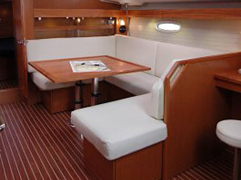 Portisco Sailboat 3 cabin 8 berths 8 guests 12.95 m Listing Number: #6409 3