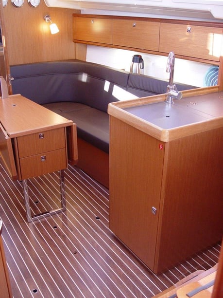 Portisco Sailboat 3 cabin 8 berths 8 guests 9.99 m Listing Number: #6415 3