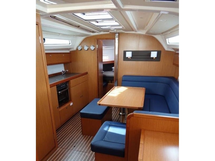 Portisco Sailboat 3 cabin 8 berths 8 guests 11.99 m Listing Number: #6418 2