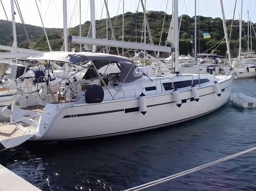 Portisco Sailboat 4 cabin 10 berths 10 guests 13.6 m Listing Number: #6423