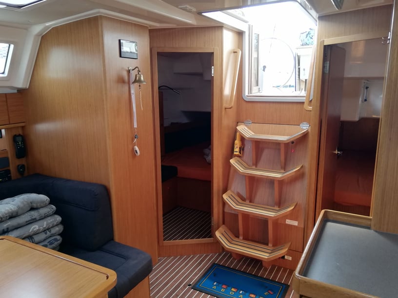 Primošten Velero Cabina 4  9  literas 9  invitados 14.27 m Número de anuncio: #6431 3