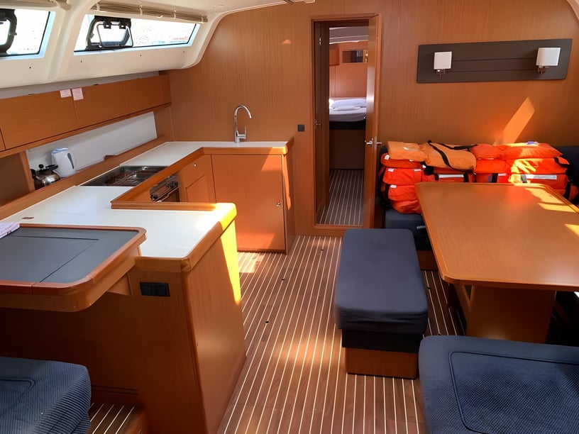 Trogir Sailboat 5 cabin 12 berths 12 guests 15.59 m Listing Number: #6460 5