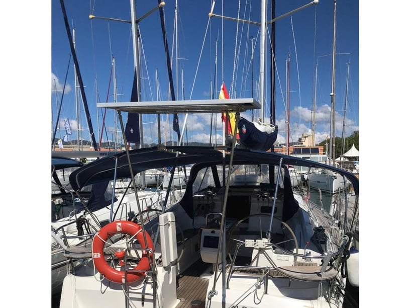 Palma de Mallorca Sailboat 4 cabin 10 berths 10 guests 13.4 m Listing Number: #6480