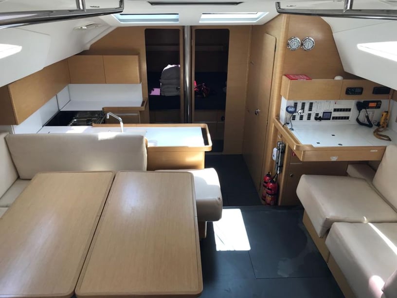 Palma de Mallorca Sailboat 4 cabin 10 berths 10 guests 12.75 m Listing Number: #6497 3