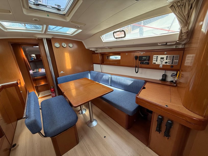 Palma de Mallorca Zeilboot Cabine 4  10  slaapplaatsen 10  gasten 12.75 m Lijstnummer: #6497 3