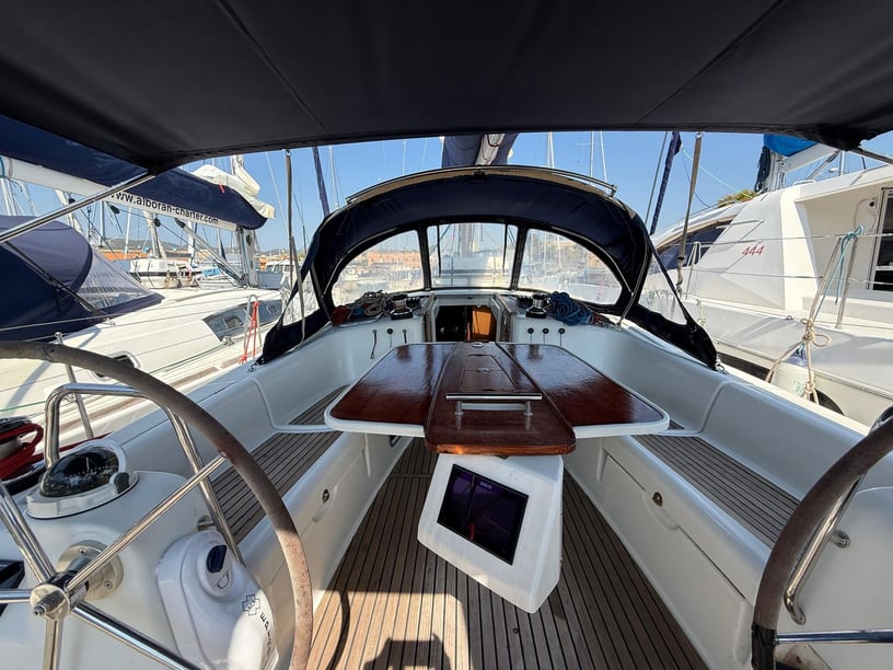 Palma de Mallorca Zeilboot Cabine 4  10  slaapplaatsen 10  gasten 12.75 m Lijstnummer: #6497 2
