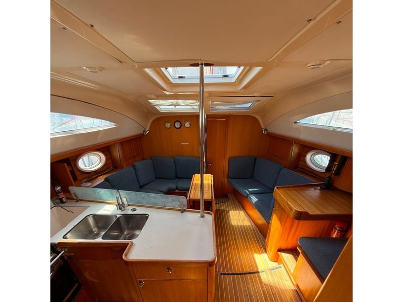 Palma de Mallorca Sailboat 3 cabin 8 berths 8 guests 13.4 m Listing Number: #6498 2