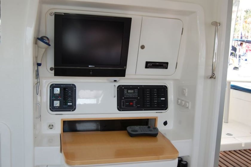 Palma de Mallorca Catamaran Cabine 6  10  slaapplaatsen 10  gasten 13.36 m Lijstnummer: #6525 5