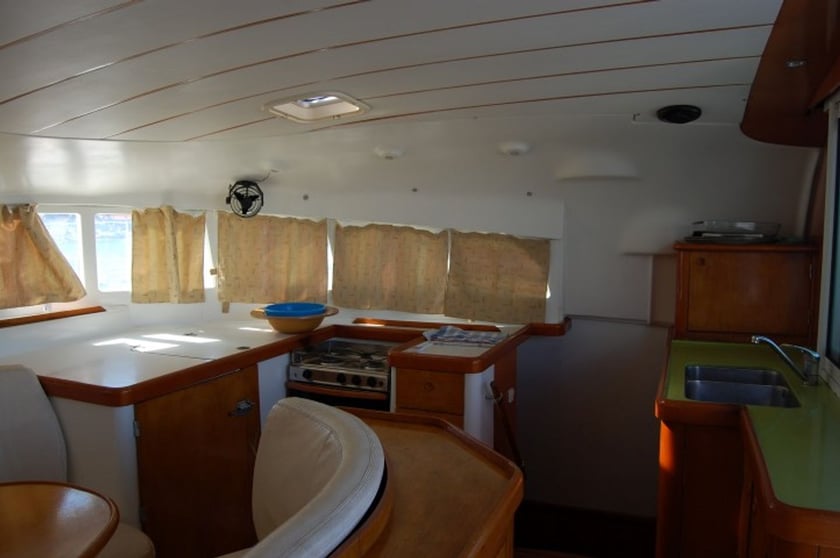 Cienfuegos Catamaran 5 cabin 9 berths 9 guests 12.37 m Listing Number: #6532 3