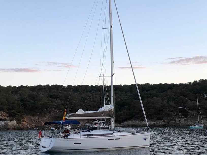 Palma de Mallorca Barca a vela cabina 3  cuccette 8  8  ospiti 12.76 m Numero dell'inserzione: #6539