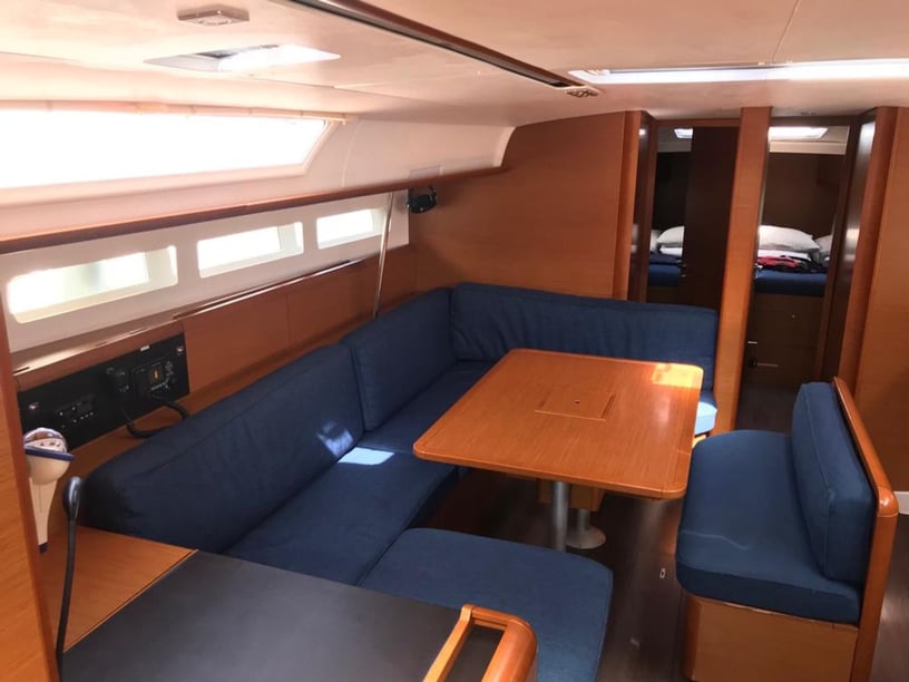 Palma de Mallorca Zeilboot Cabine 5  12  slaapplaatsen 12  gasten 15.75 m Lijstnummer: #6540 2