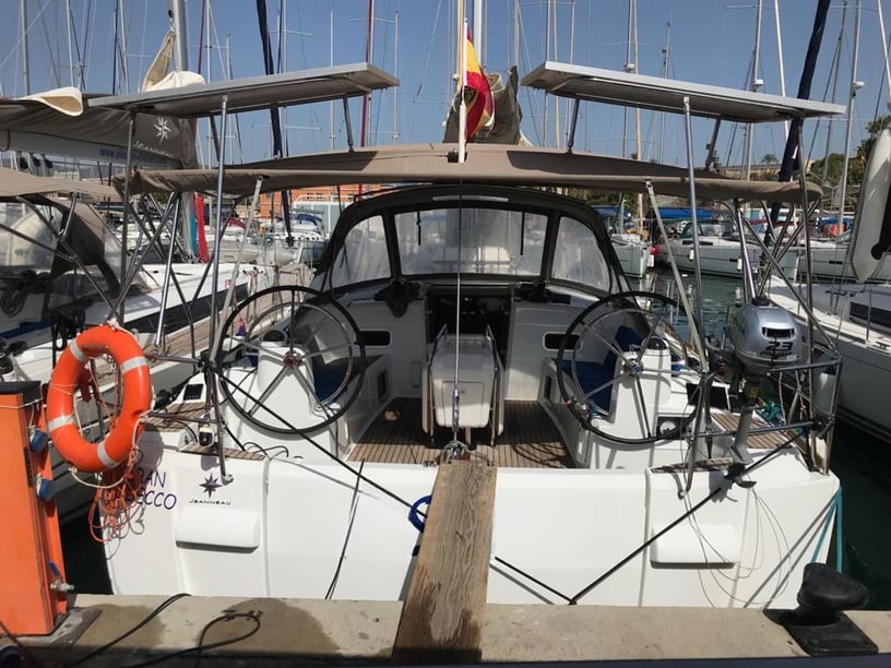 Palma di Maiorca Barca a vela cabina 5  cuccette 12  12  ospiti 15.75 m Numero dell'inserzione: #6540