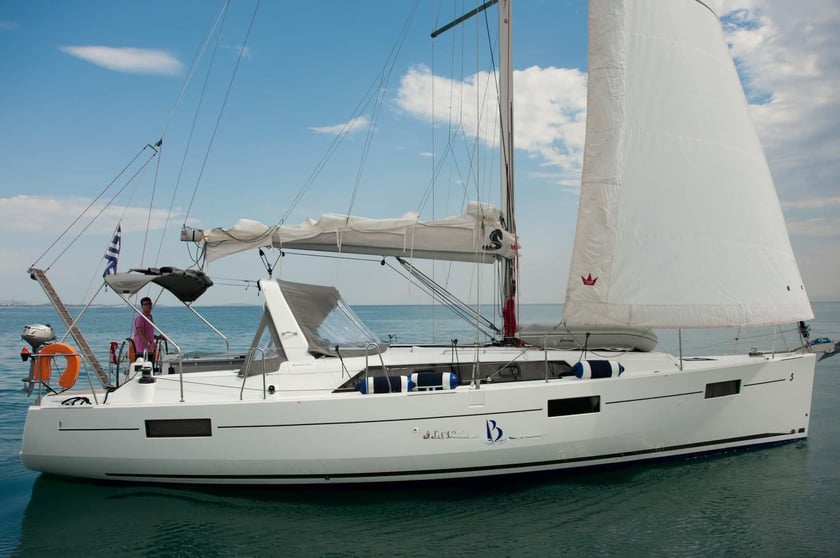 Athènes Voilier Cabine 3  Couchettes 6  Invités 6  12.43 m Numéro de l'annonce: #6569 5