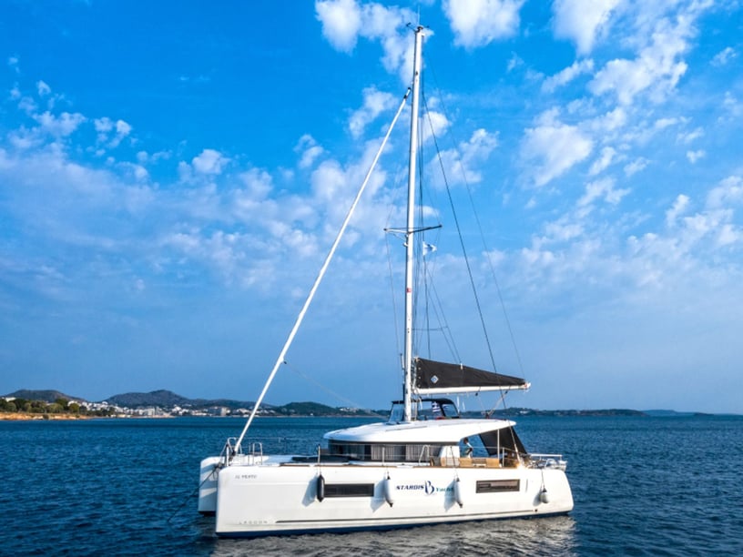 Gouvia Katamaran 4 kabin Konaklama 10 kişi Seyir 10 kişi 11.74 m İlan No: #6573