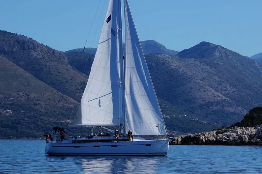 Göcek Yelkenli 3 kabin Konaklama 6 kişi Seyir 7 kişi 12.35 m İlan No: #6611 2