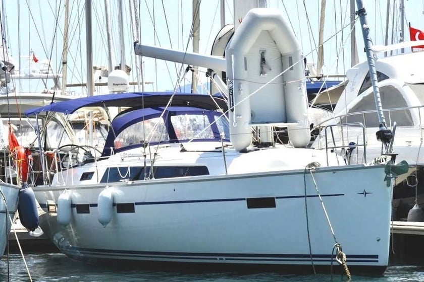Gocek Sailboat 3 cabin 6 berths 7 guests 12.35 m Listing Number: #6667