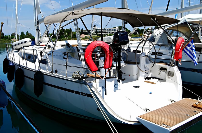 Gouvia Velero Cabina 3  6  literas 7  invitados 11.3 m Número de anuncio: #6678 2