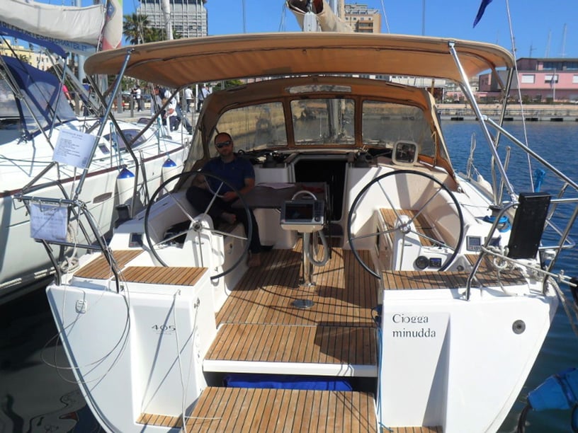 Carloforte Sailboat 3 cabin 6 berths 6 guests 12.17 m Listing Number: #6786 5