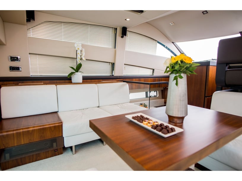 Šibenik Motorboat 2 cabin 5 berths 5 guests 12.63 m Listing Number: #6882 2