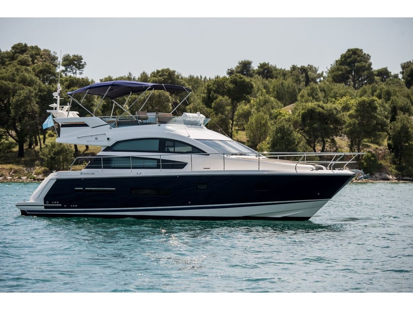 Šibenik Motorboat 2 cabin 5 berths 5 guests 12.63 m Listing Number: #6882