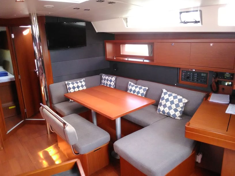 Palamos Sailboat 4 cabin 10 berths 12 guests 13.94 m Listing Number: #6893 2