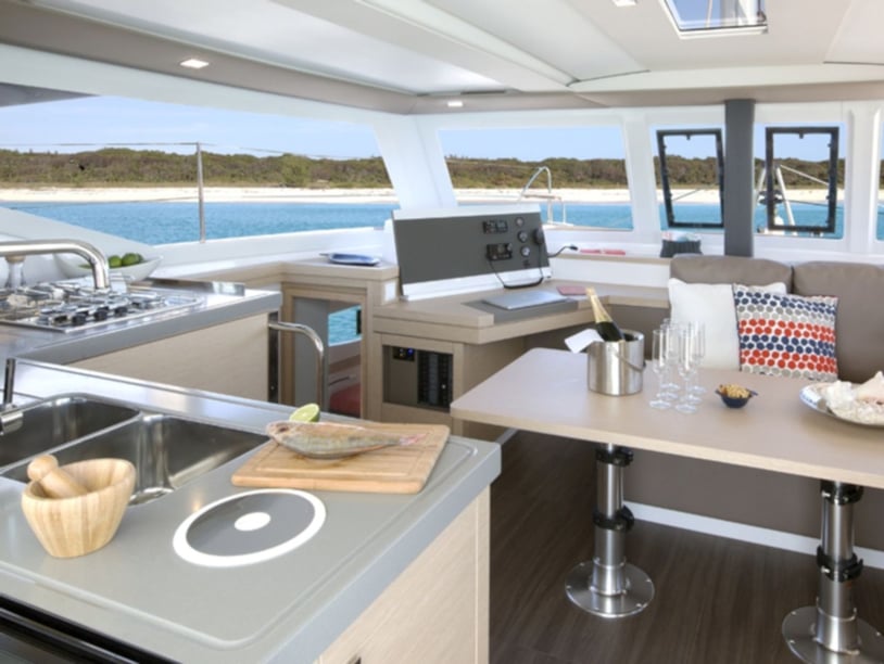 Palamós Catamaran Cabine 4  Couchettes 10  Invités 12  11.73 m Numéro de l'annonce: #6894 5