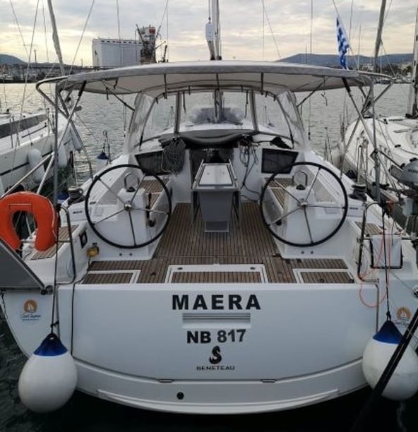 Volos Sailboat 3 cabin 8 berths 8 guests 12.03 m Listing Number: #6952 4