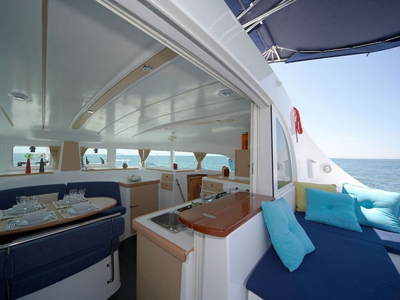 Volos Catamaran 4 cabin 9 berths 10 guests 11.55 m Listing Number: #6953 3