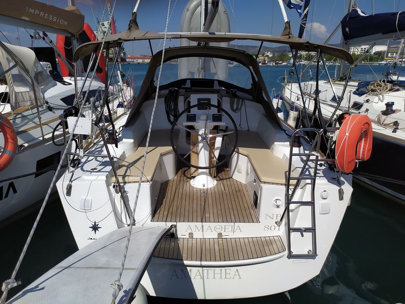 Volos Sailboat 2 cabin 4 berths 4 guests 9.44 m Listing Number: #6959 3